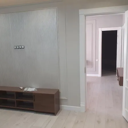 Πανσιόν Limondzze Shila House S *